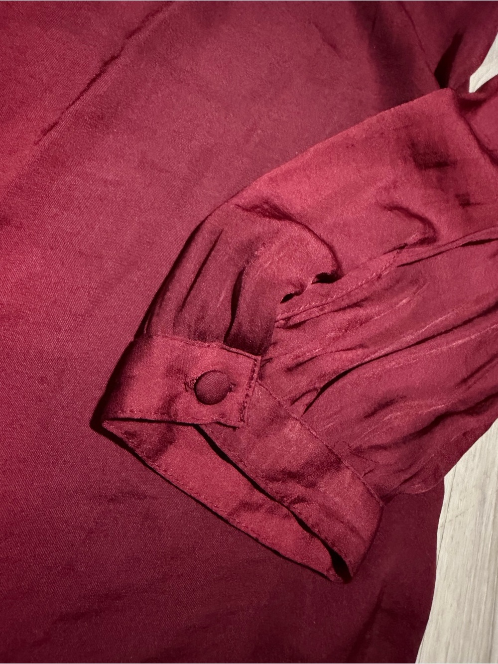 A New Day Burgundy Button Front Blouse Size S Long Sleeve Workwear Top - Picture 2 of 10
